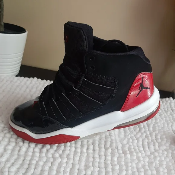 Jordan - Picture 4 of 13